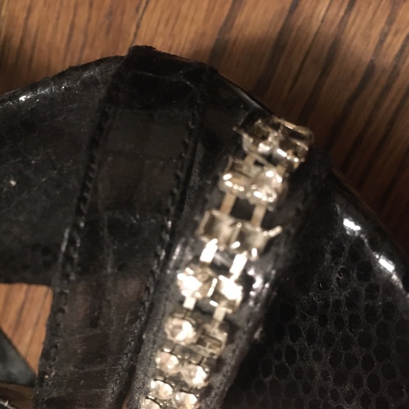 Super Sexy Playboy Bunny Strappy Heels 🖤🤍 - Picture 9 of 10